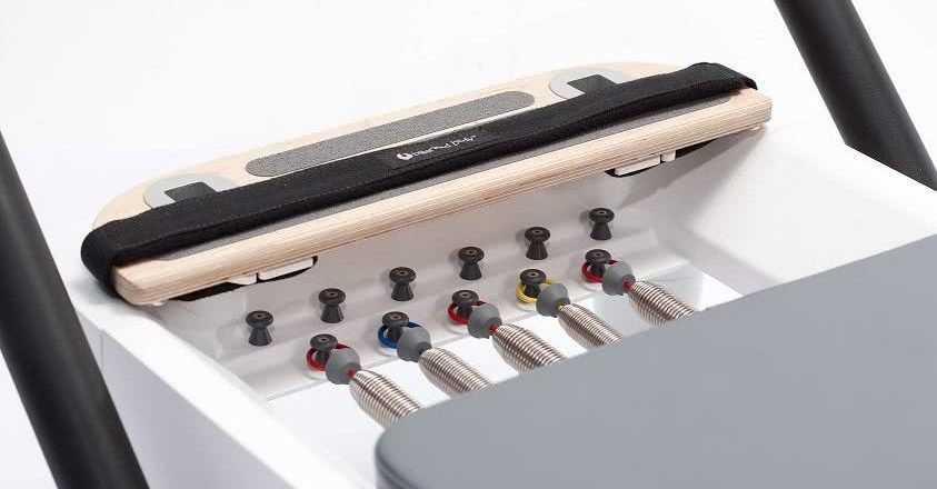 Balanced Body Pilates reformer uue vedrukrae ja Signature Springs System'iga.